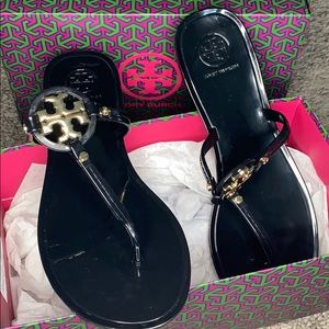 Mini Miller flat thong